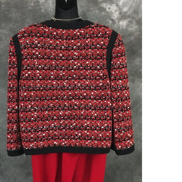 BEAUTIFUL St John knit red black multi jacket skirt suit size 12 - Picture 7 of 9